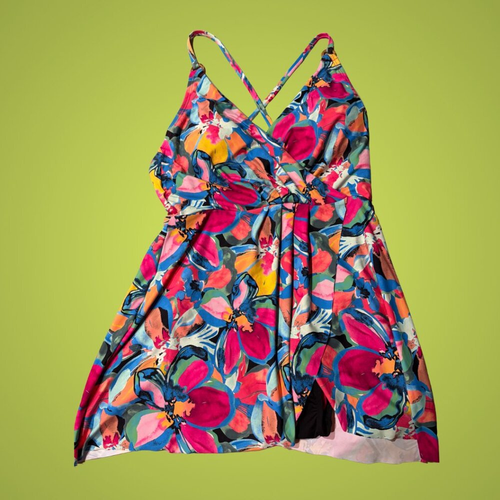 NWOT Anne Cole Women's Gradient Floral Swim Dress With Skirted Bottom, Size 8